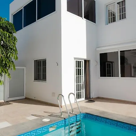 Exceptional With Private Pool 펜션 플라야블랑카